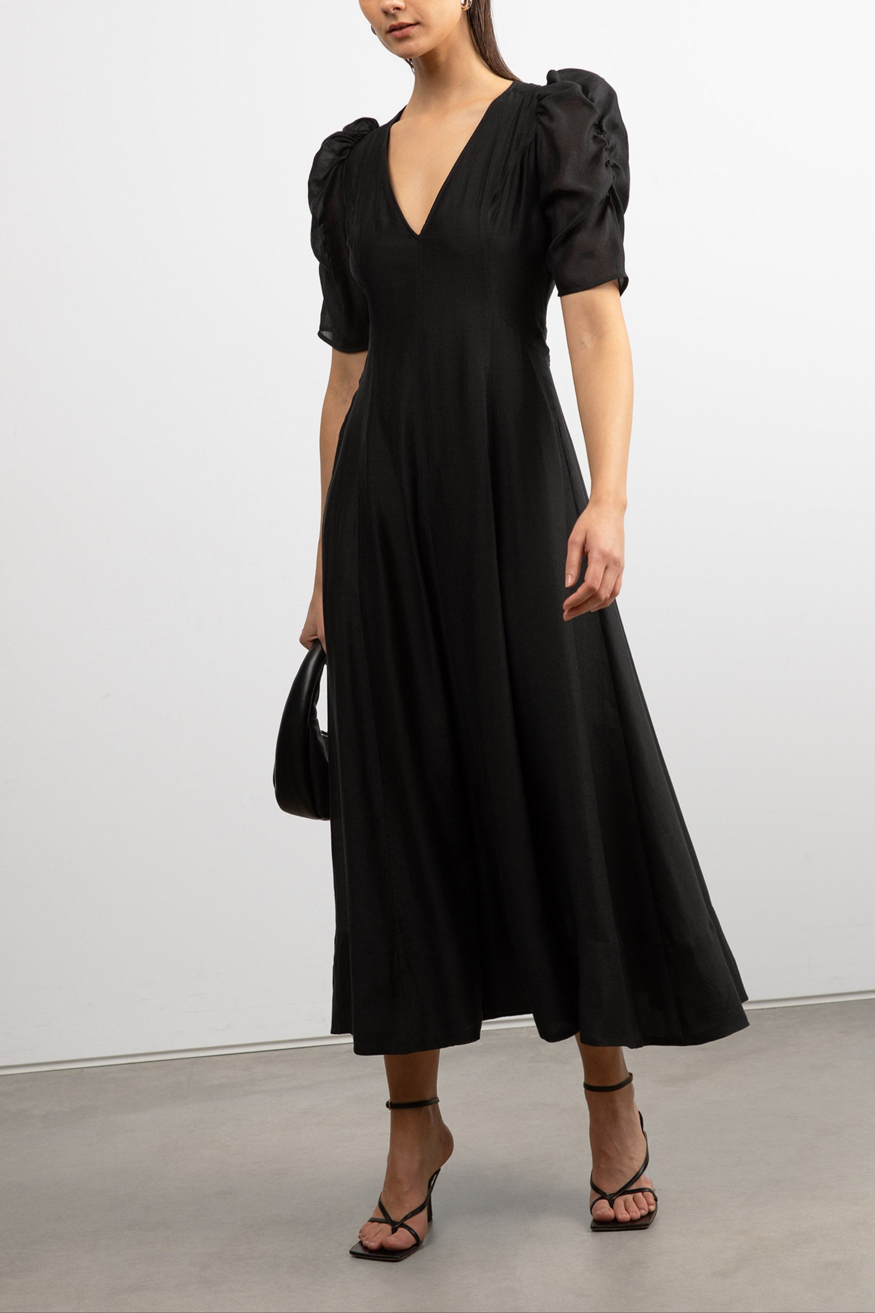 V-Neck Puff Sleeve Maxi Dress | OAK + FORT