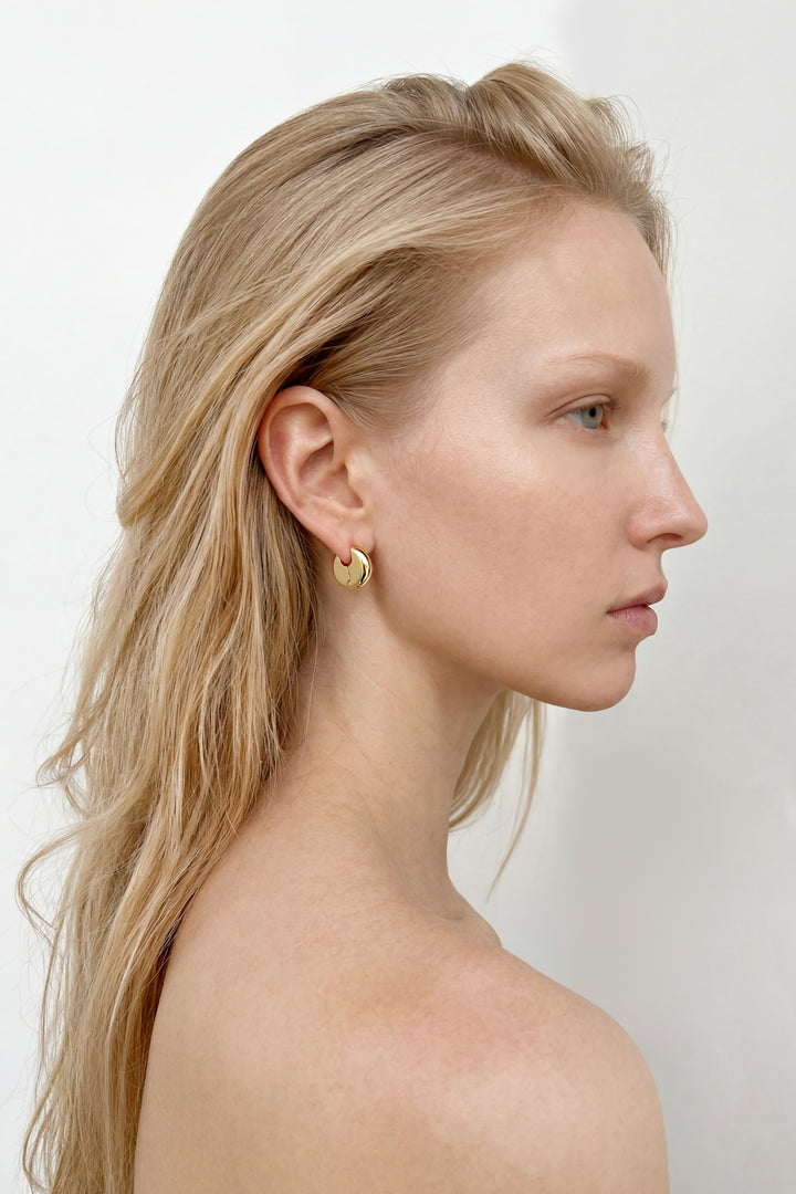 DISC EARRINGS in Gold — alternate angle