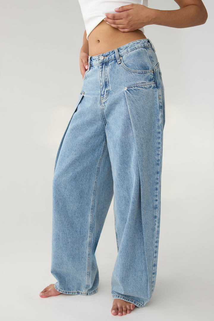 PIN TUCK WIDE LEG DENIM JEAN in Medium Wash — alternate angle