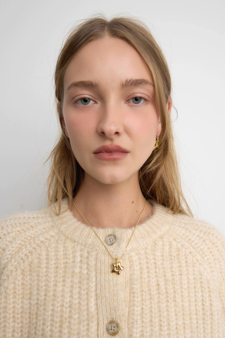 STAR PENDANT SNAKE CHAIN NECKLACE