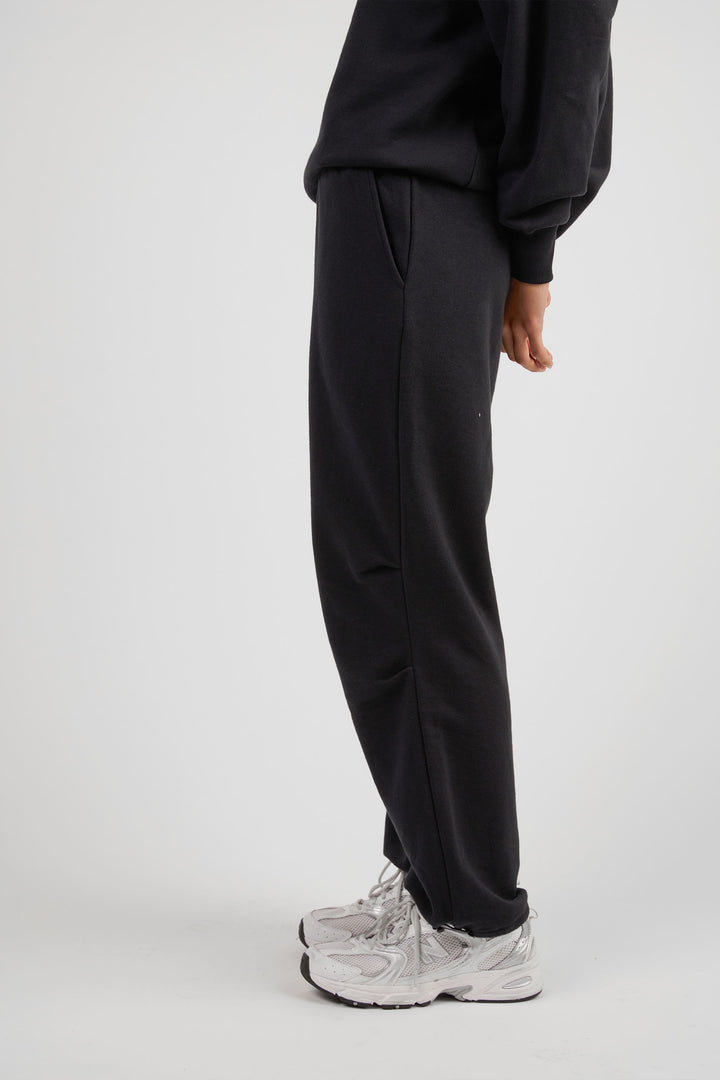 PARACHUTE PANT in Black — alternate angle
