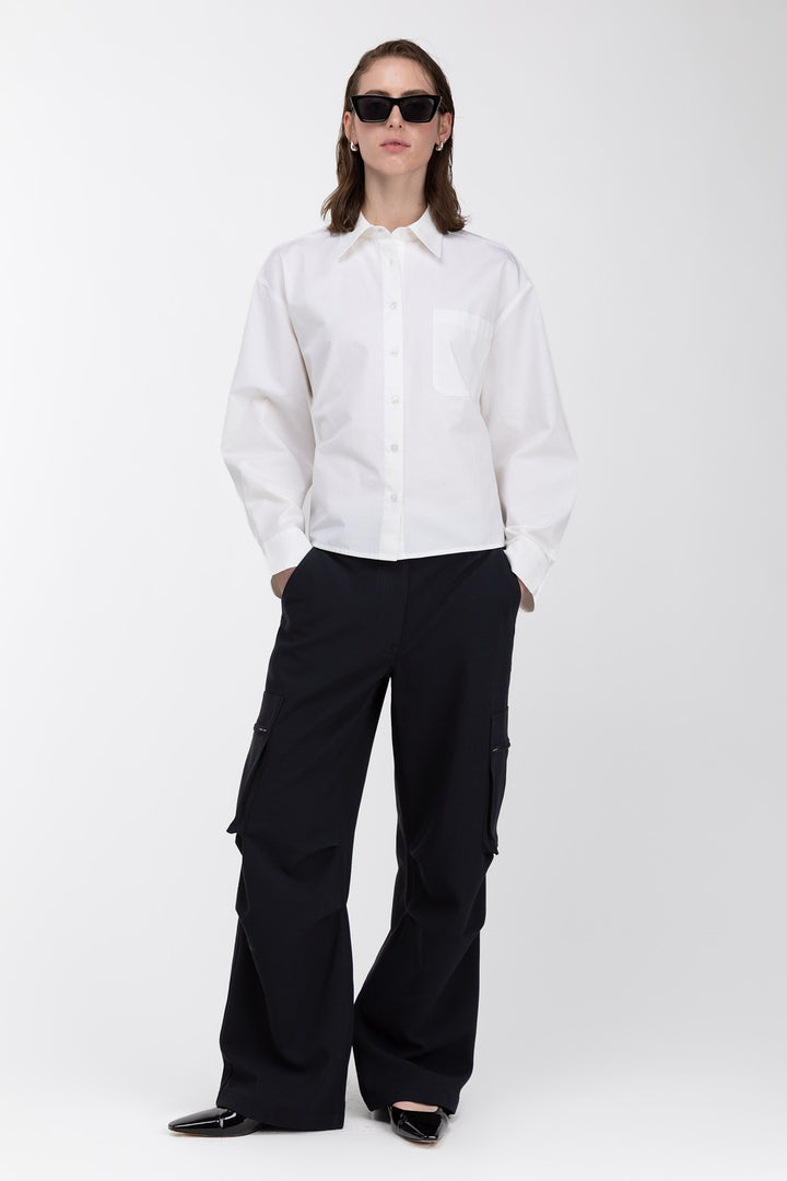 WIDE LEG SUITING PANT WITH CARGO POCKETS