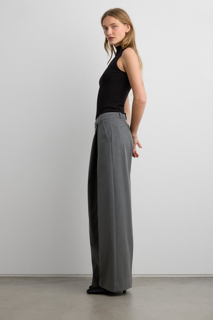 NEU_IN AW25 Front vent trousers グレー Front Wrap Straight Leg Trouser | OAK + FORT