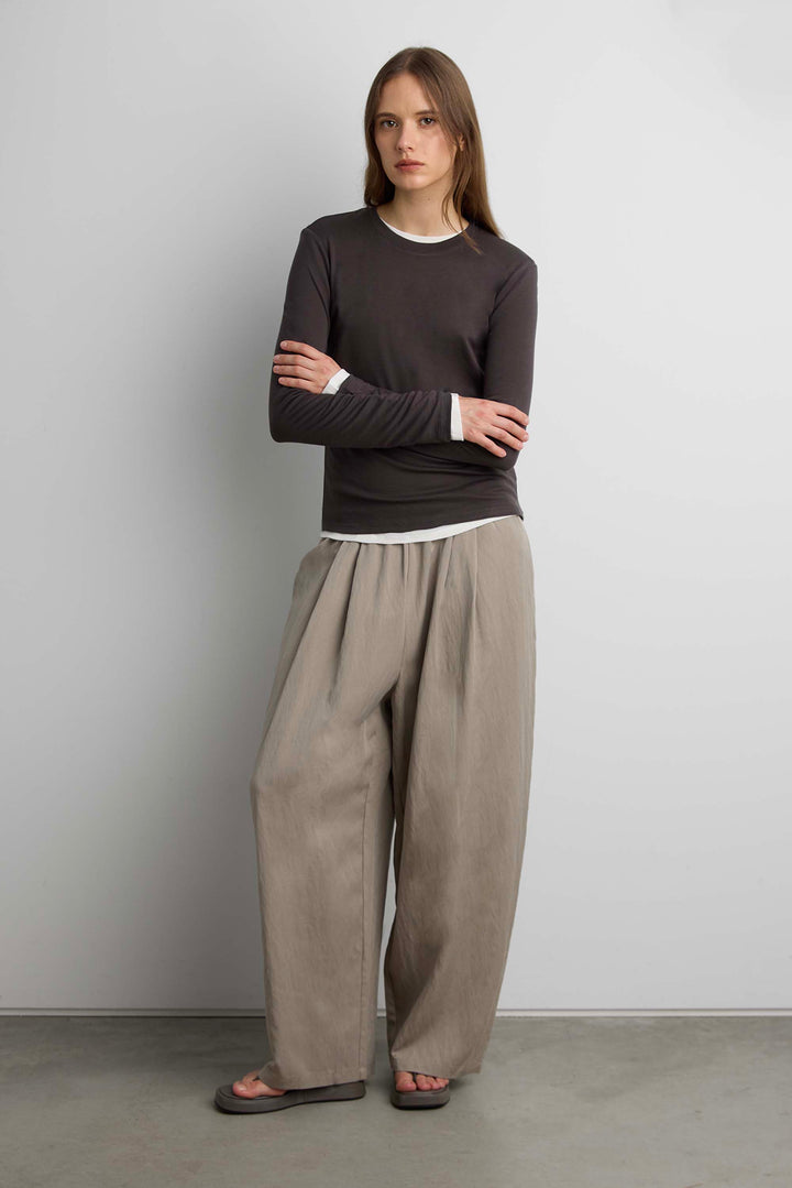 RELAXED WIDE LEG PULL-ON PANT in Heather Dark Gray — alternate angle