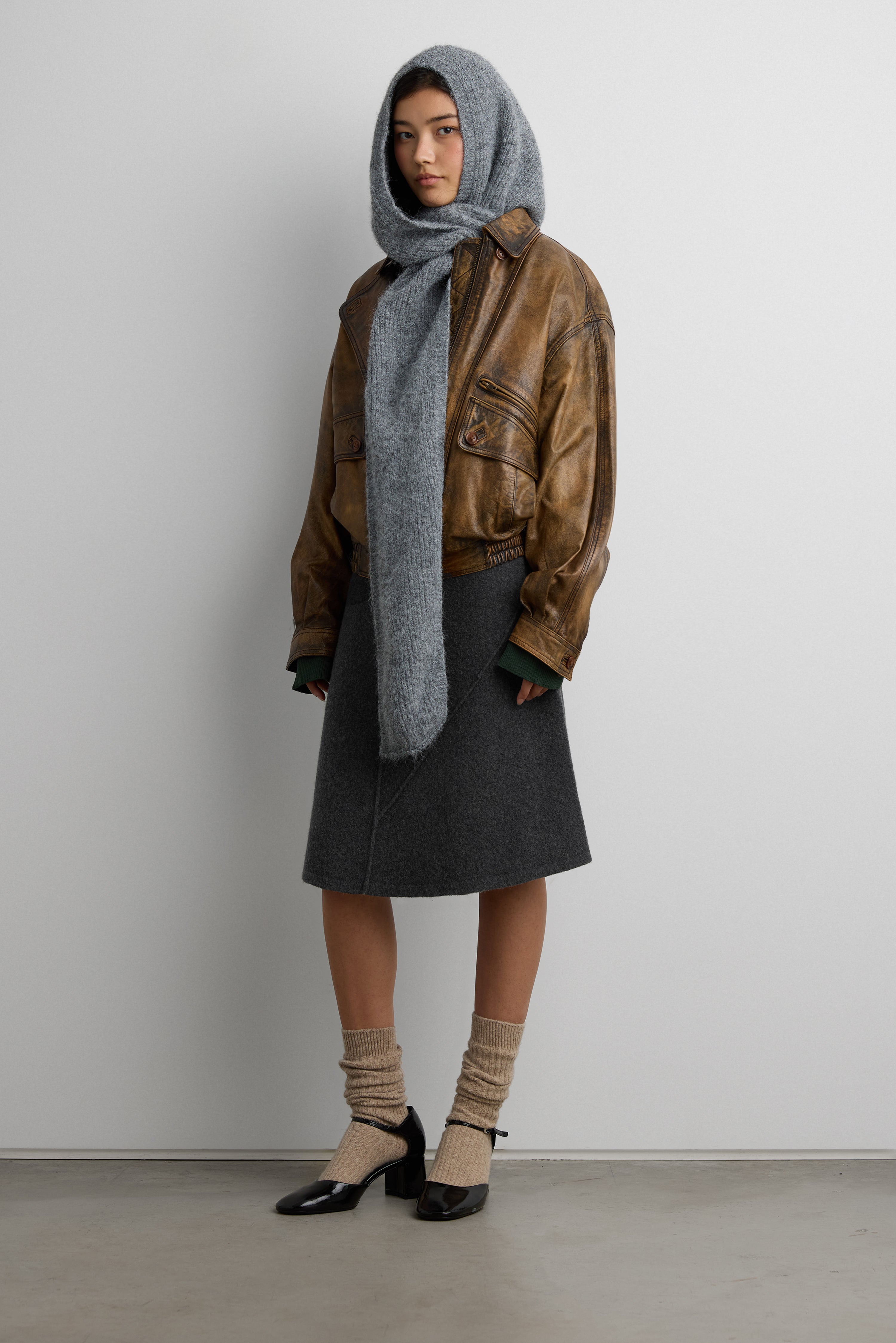 ＜THROW＞ Hoodie Scarf Scarf-