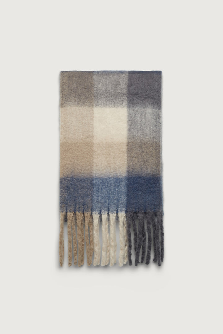 PATTERNED SCARF WITH TASSELS in Blue Plaid — alternate angle