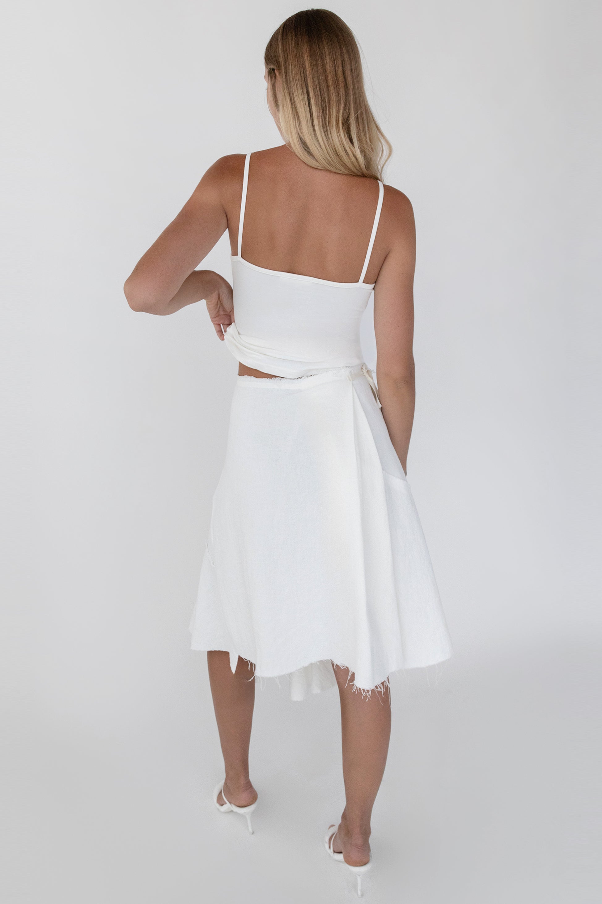 Beige skirt knee length online