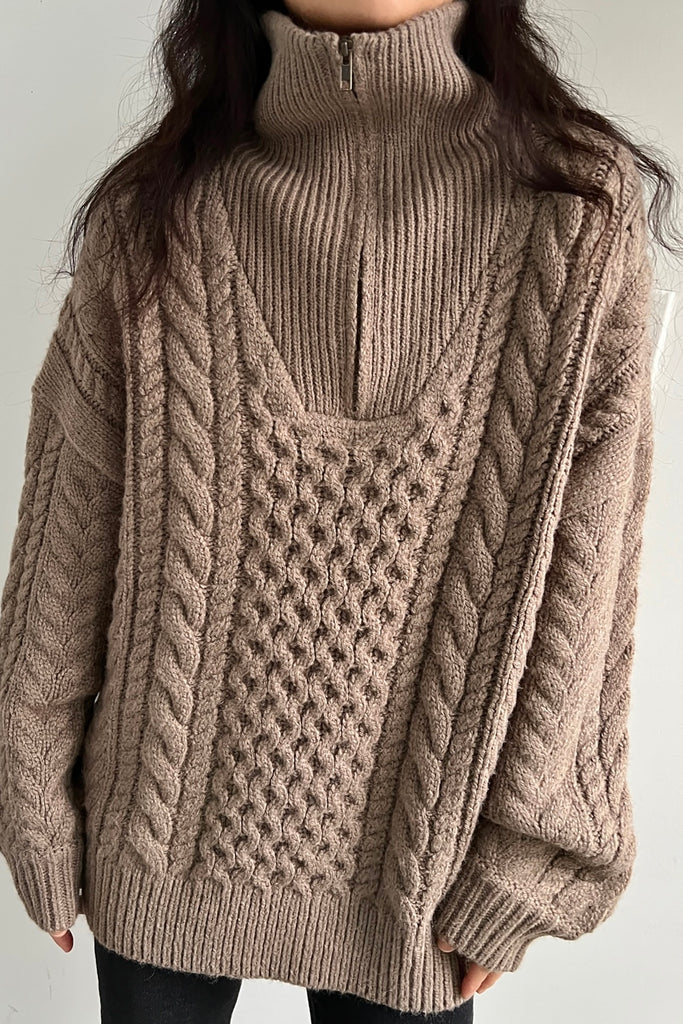 CABLE KNIT HALF ZIP OAK FORT
