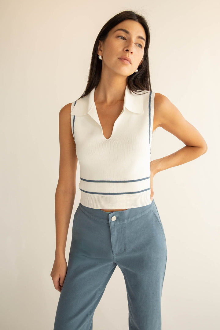 SLEEVELESS COLLARED KNIT TANK