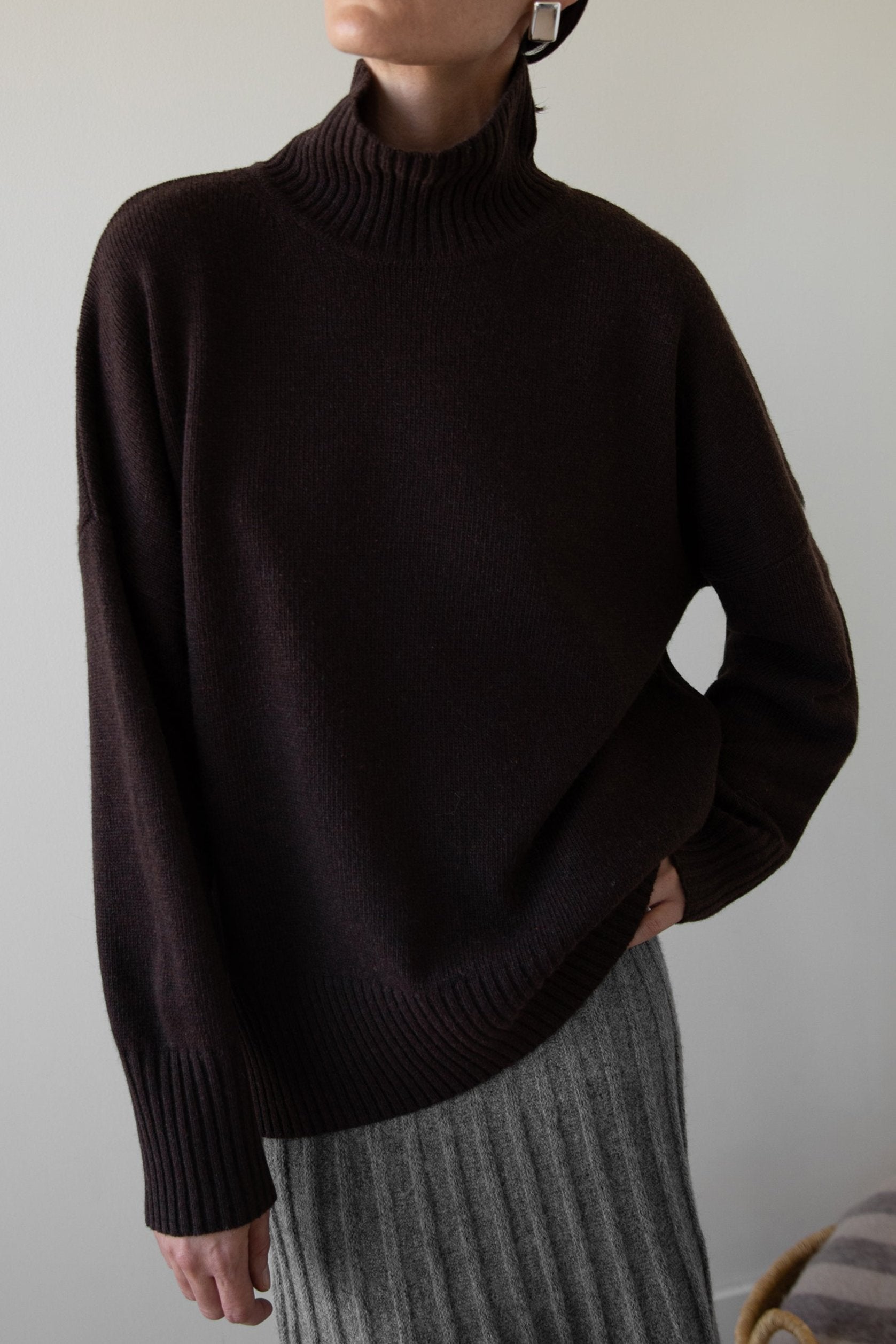 Wool Blend Oversized Turtleneck Sweater OAK FORT