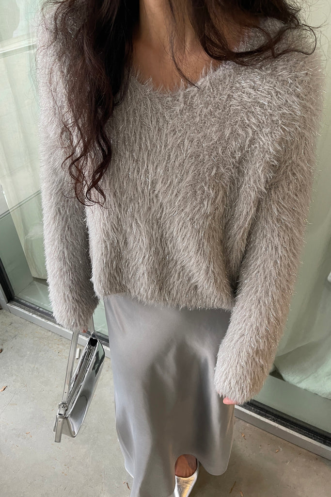 FUZZY V-NECK SWEATER - Main Image