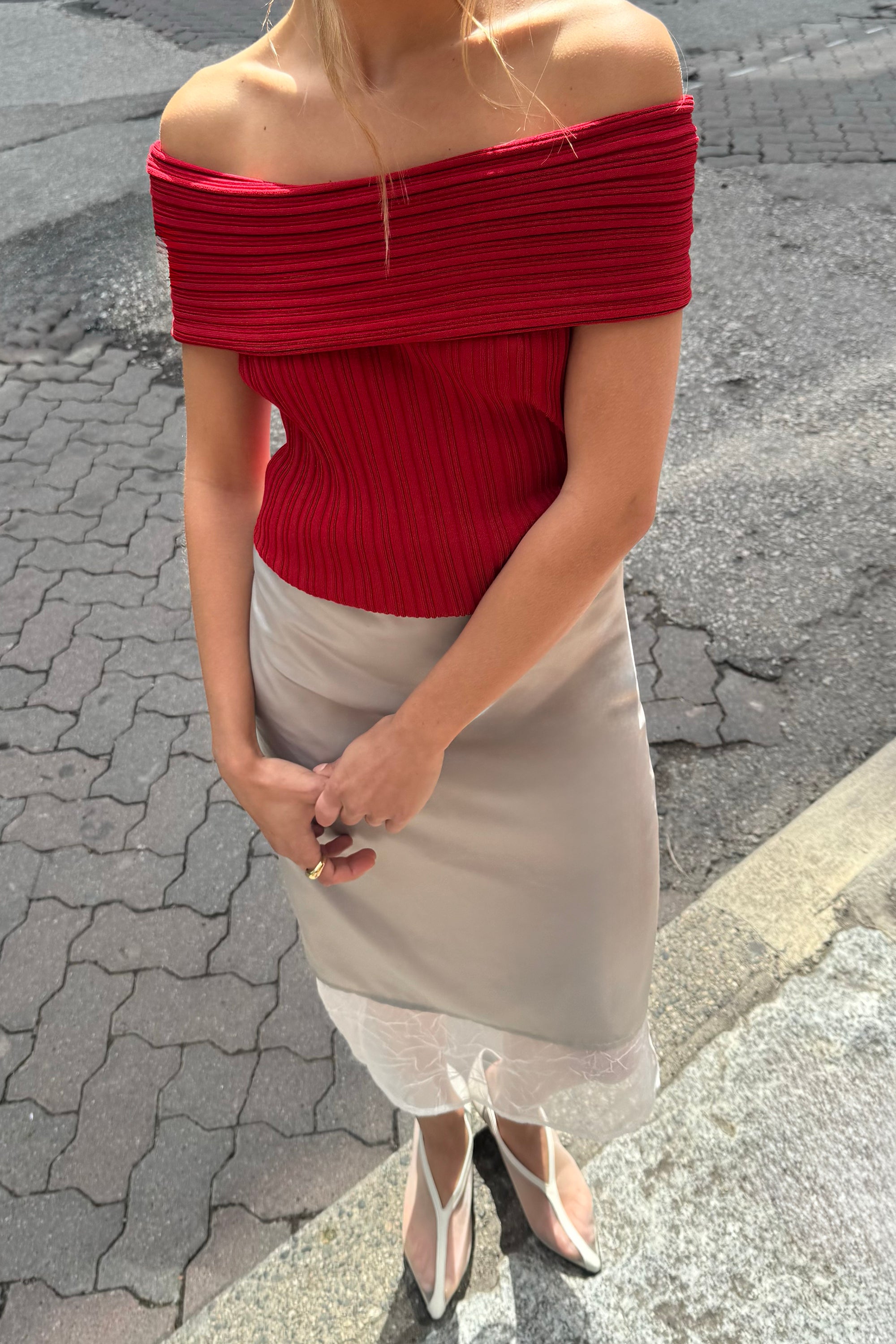 Short Sleeve Off The Shoulder Knit Sweater | OAK + FORT