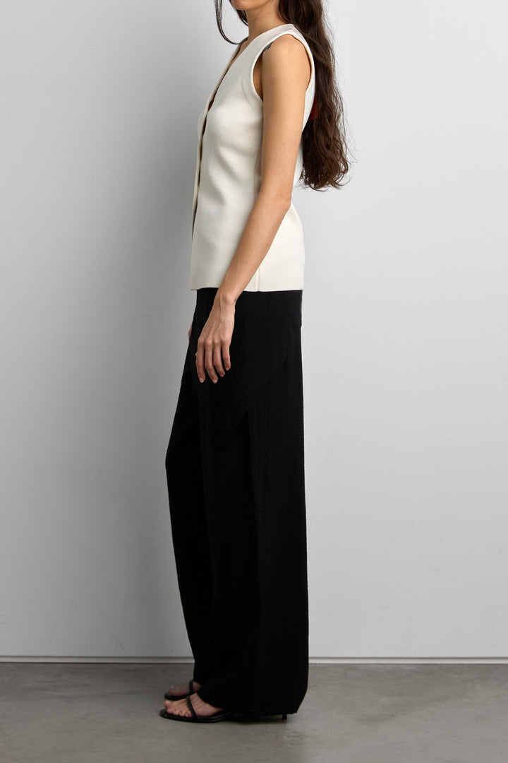KNIT CINCHED WAIST BUTTON UP TOP in Cream — alternate angle