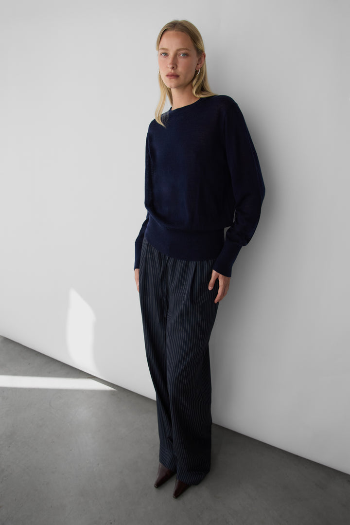 100% MERINO WOOL SWEATER in BARITONE NAVY BLUE — alternate angle