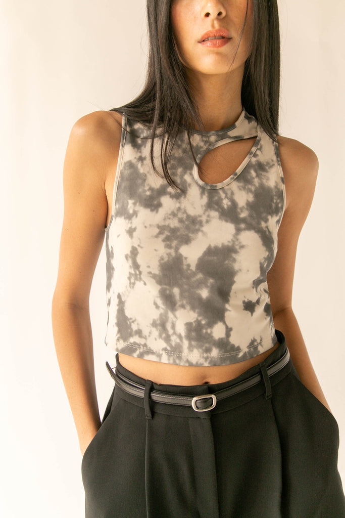 cut out tank top