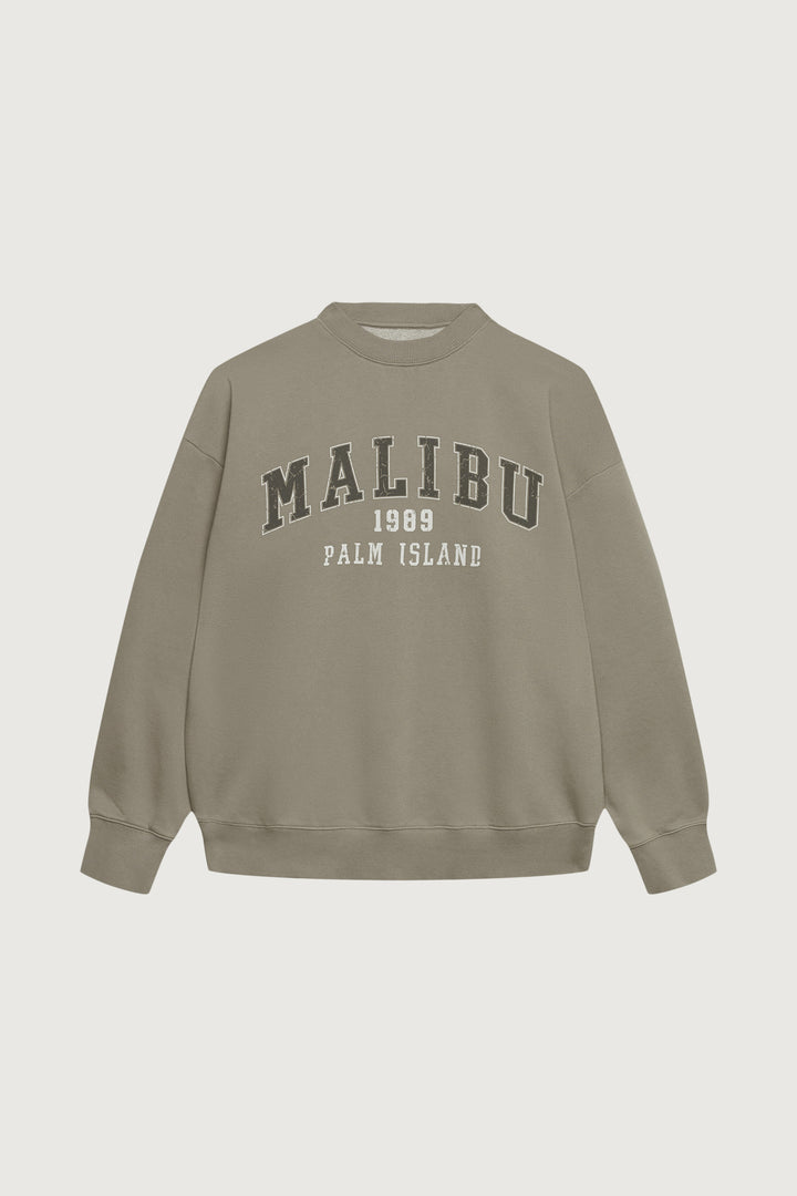 FLEECE STUDIO GRAPHIC SWEATSHIRT