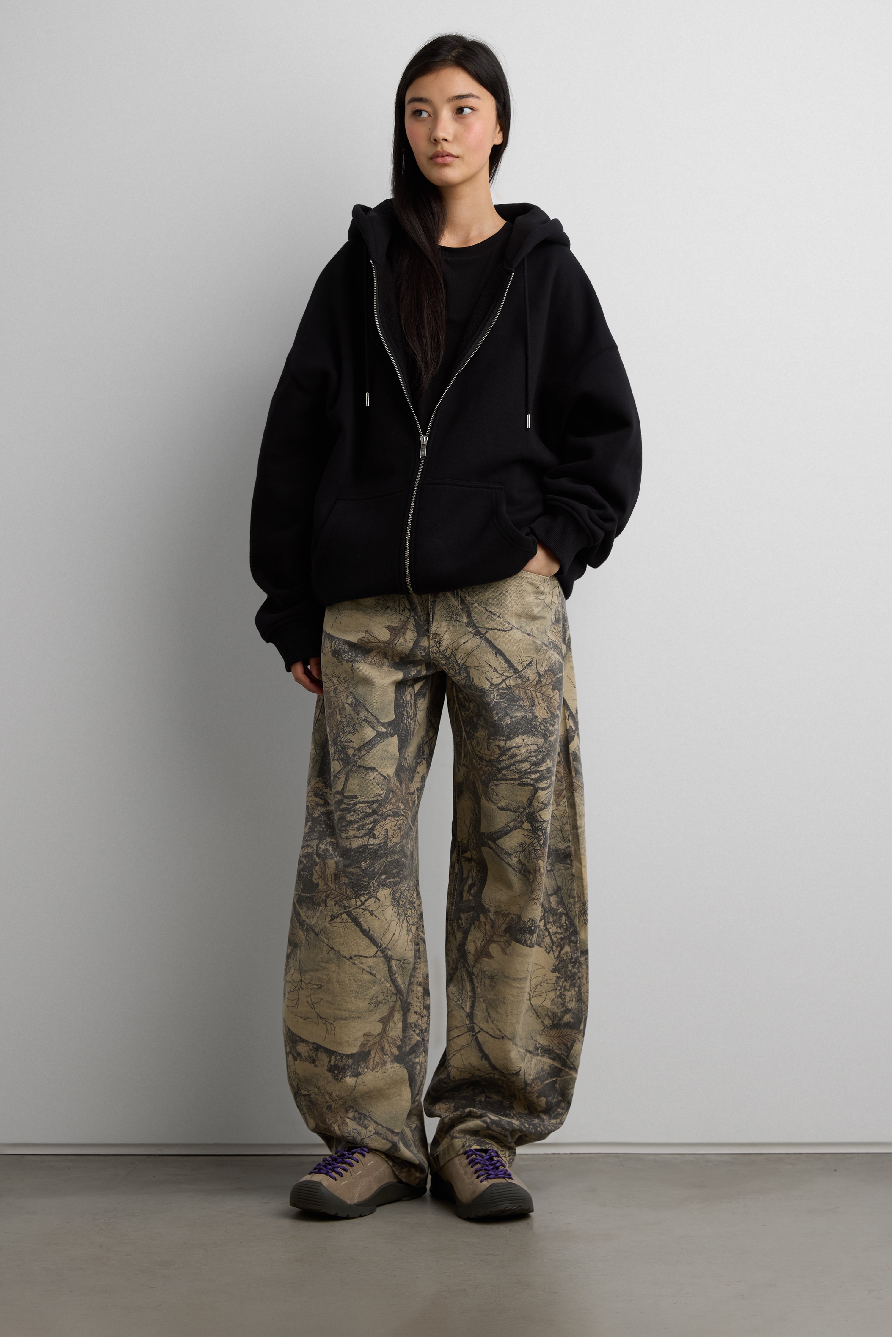 TShirt-13835_Black-1_3000x.jpg