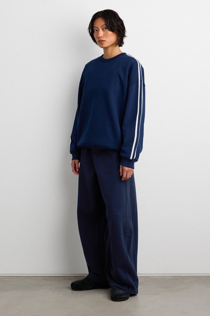 FLEECE STUDIO CREWNECK SWEATSHIRT