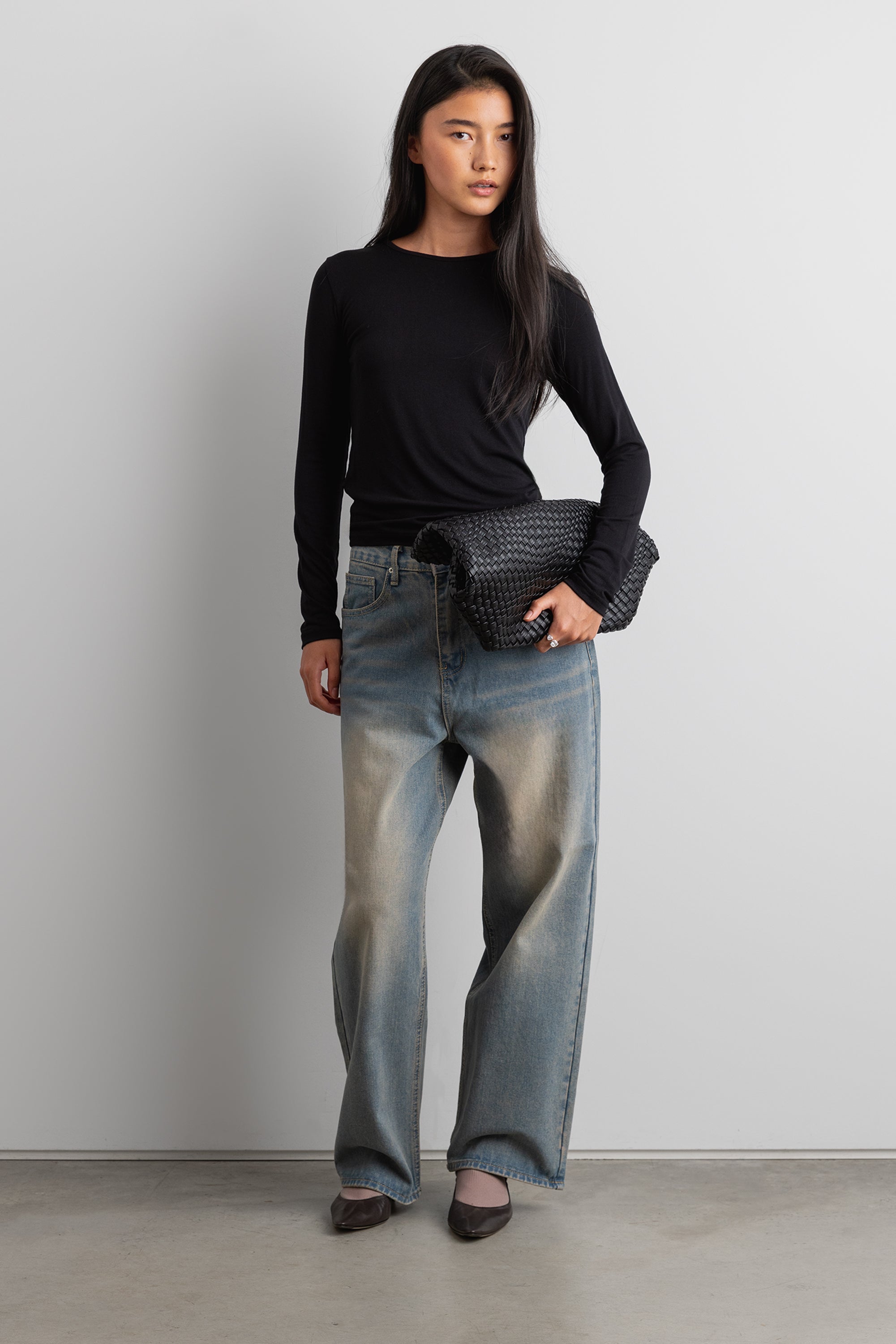TShirt-15495_Black-1_2001x.jpg
