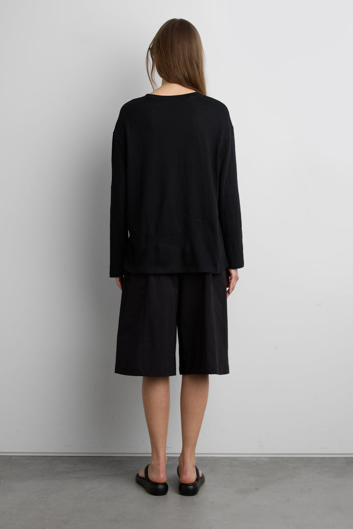 RELAXED LONG SLEEVE T-SHIRT in Black — alternate angle